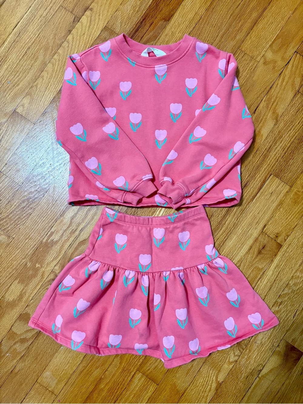Tulip 2-Piece Skirt Sweat Set